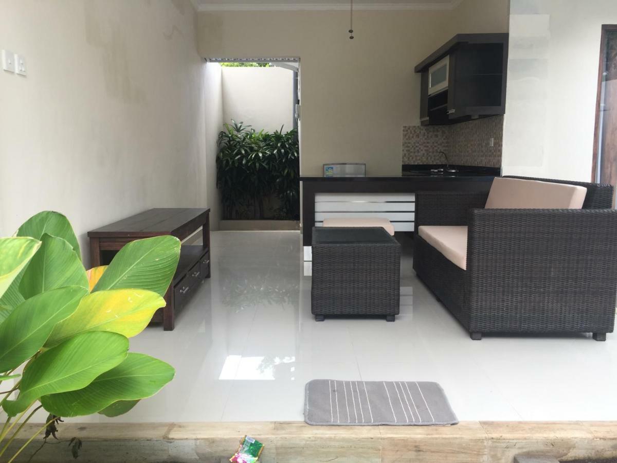 The Kayuputih Villa Lovina Екстериор снимка